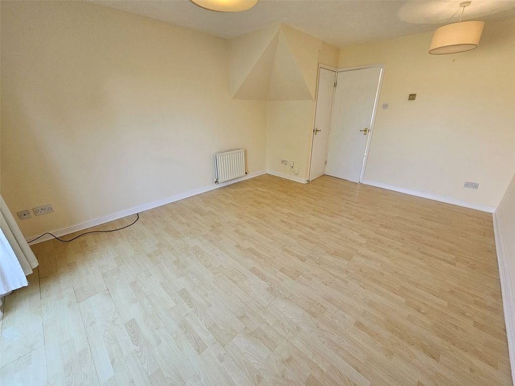 Property photo 3 of 13 Picture No. 16