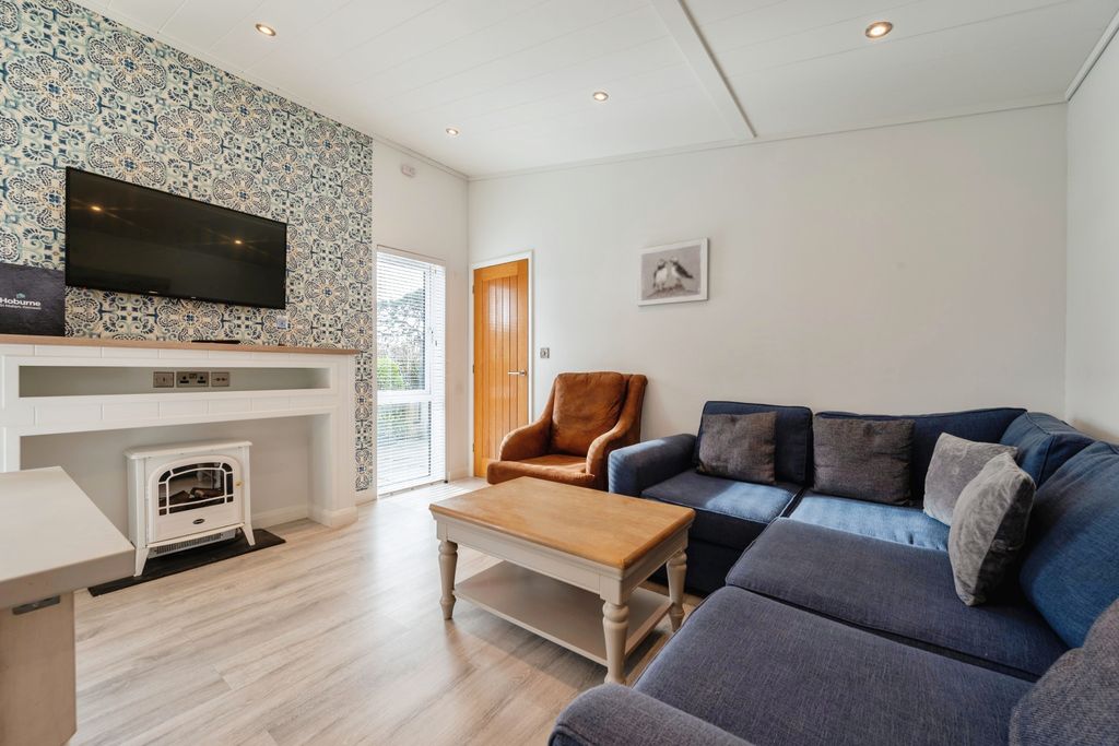 Property photo 3 of 12 Photography