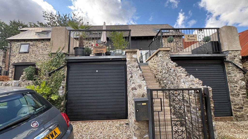 Property photo 1 of 14 Picture No. 02
