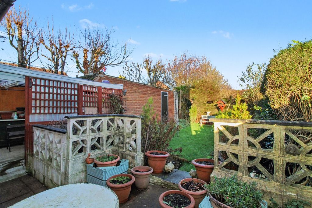 Property photo 2 of 12