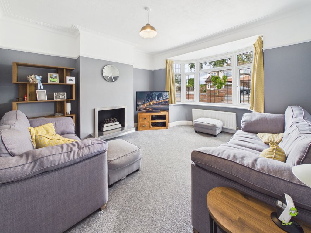 Property photo 2 of 18 Presented By Clinton At Ewemove Bexleyheath And Da