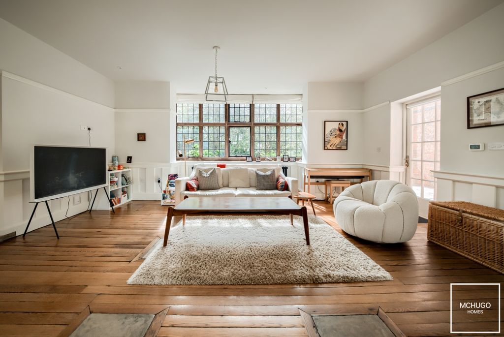 Property photo 2 of 23 Xt5A0422-Hdr(3)