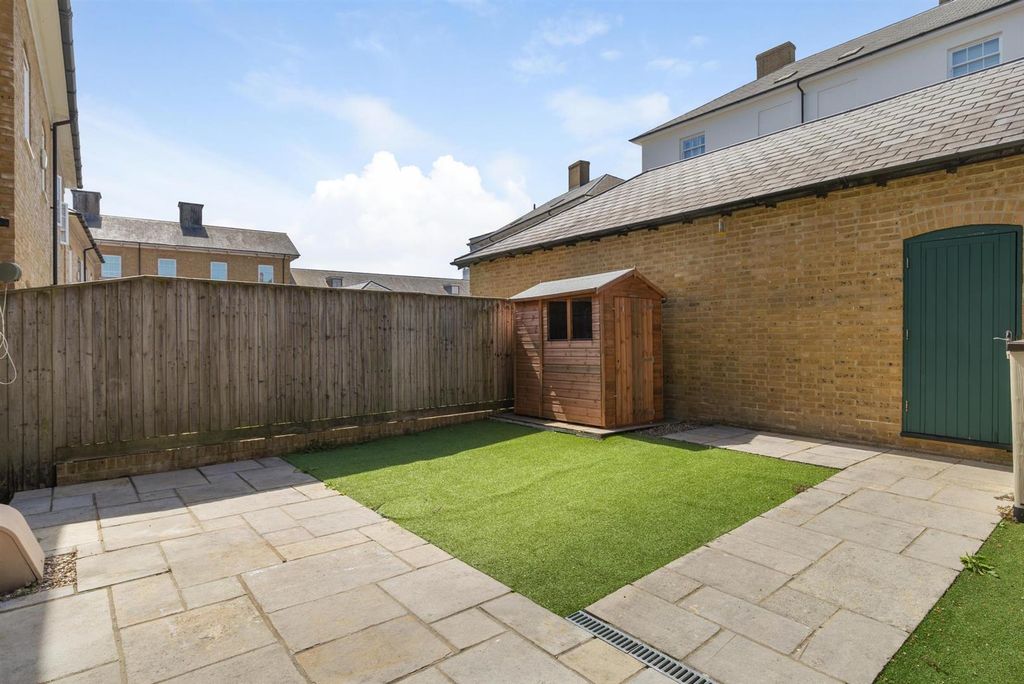 Property photo 3 of 15 010A4255.Jpg