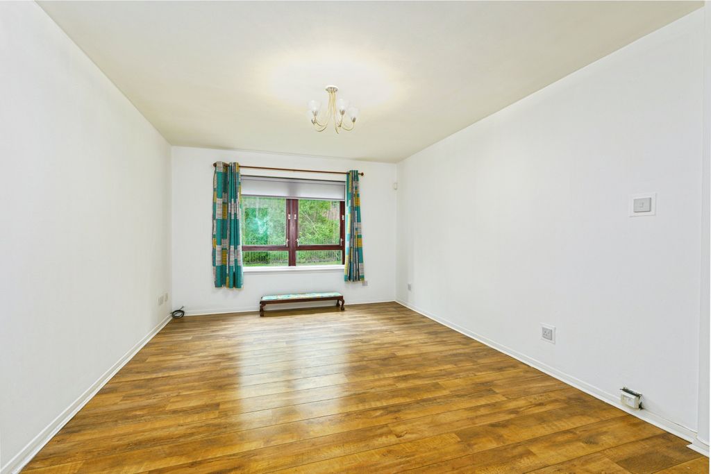 Property photo 2 of 15 Living Room