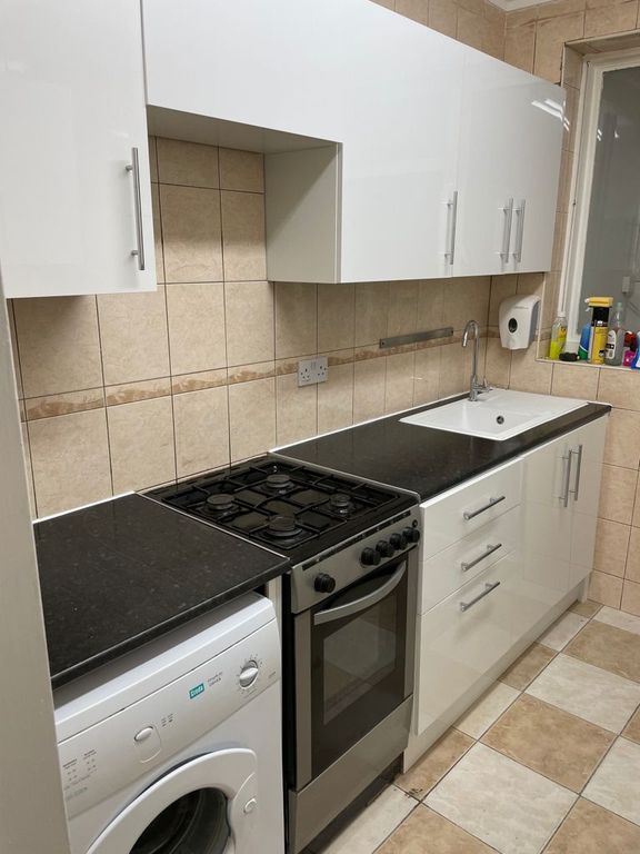 Property photo 2 of 8