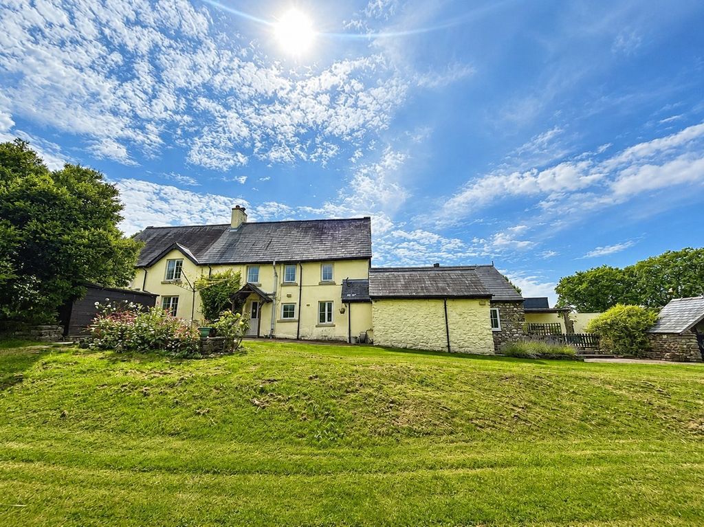 Property photo 1 of 27