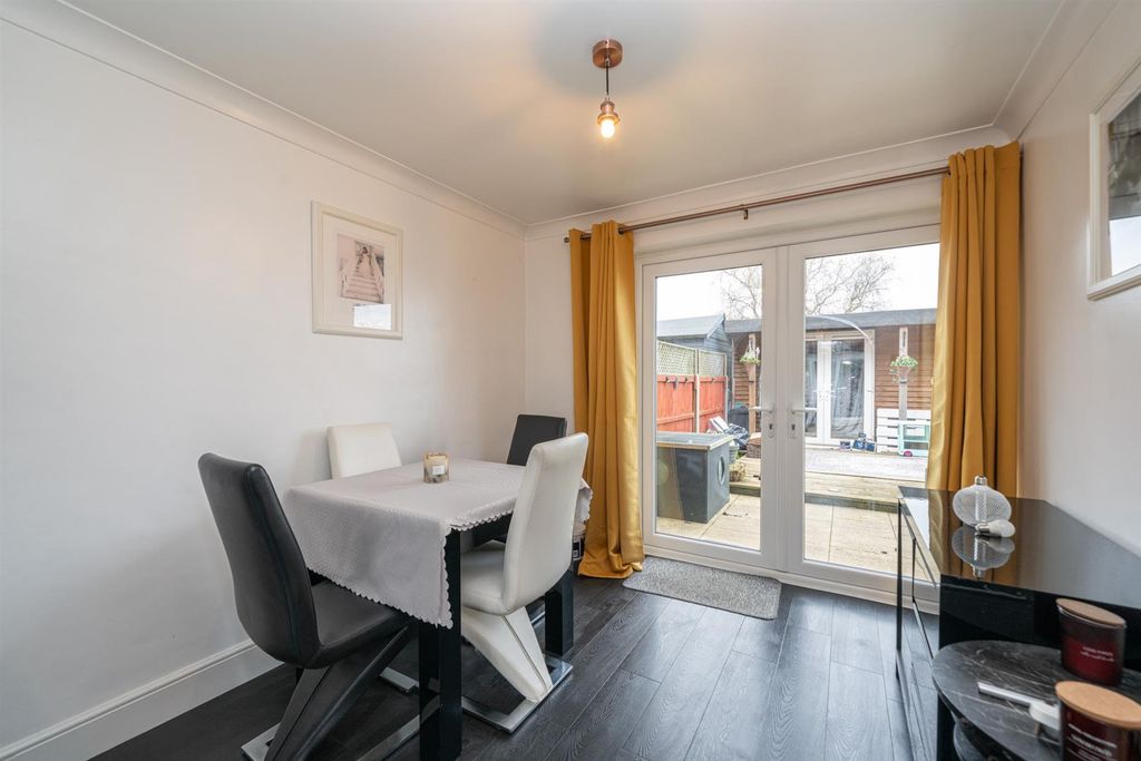 Property photo 3 of 13 244-Fennycroft-Road-7439.Jpg