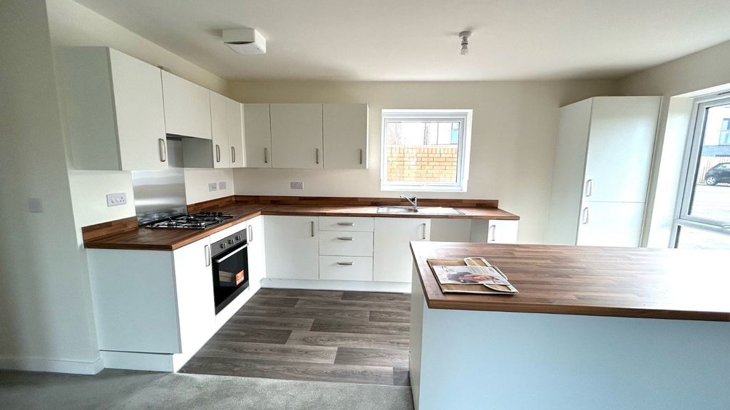 Property photo 2 of 9 Picture No. 04