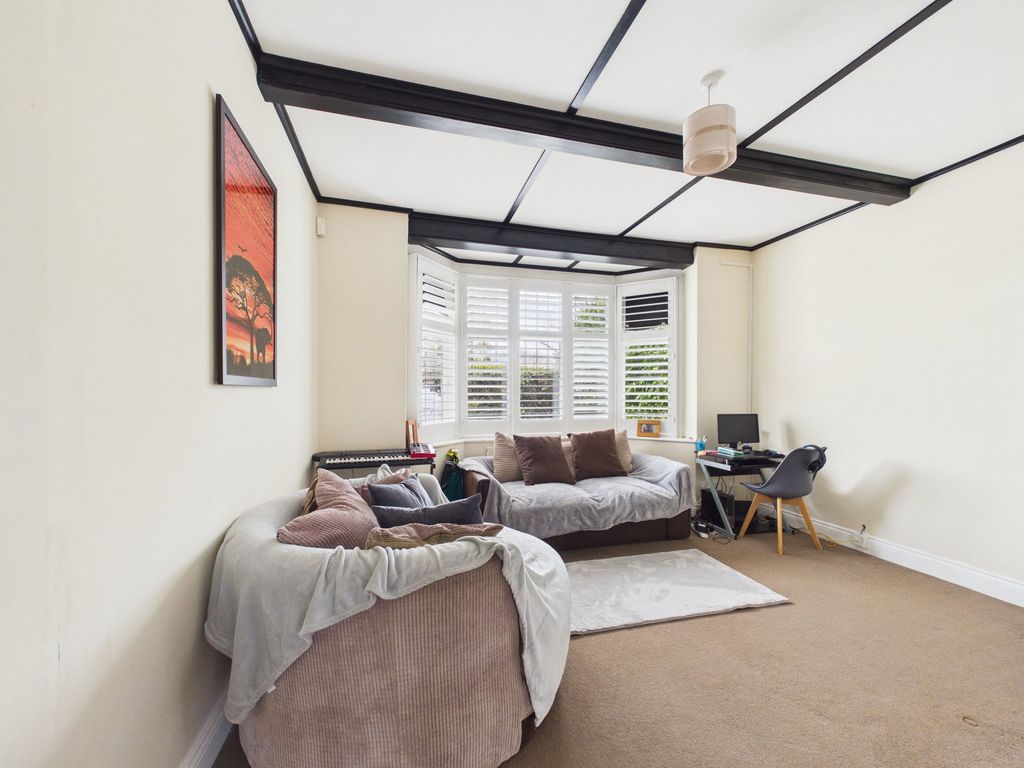 Property photo 2 of 23