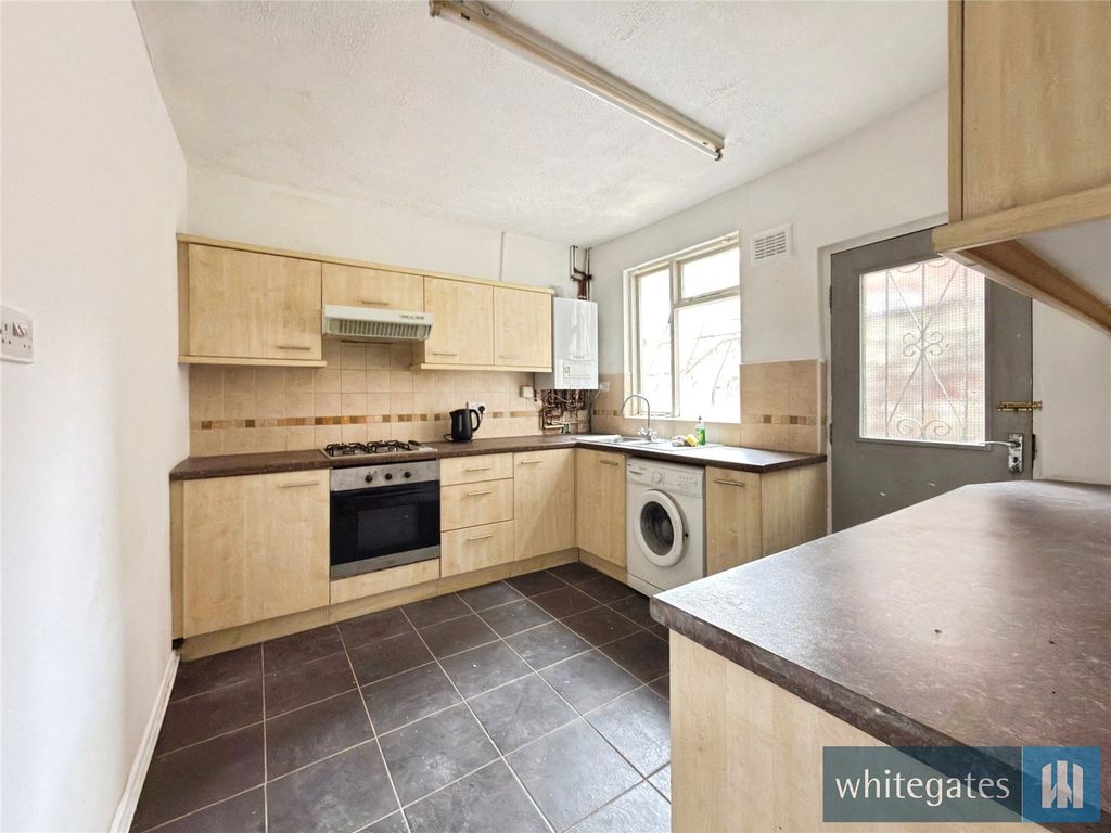 Property photo 2 of 15 Picture No. 06