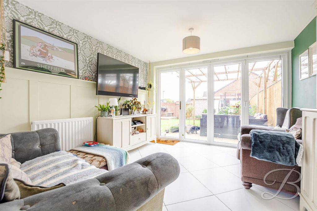 Property photo 3 of 31 Ccltd-7.Jpg