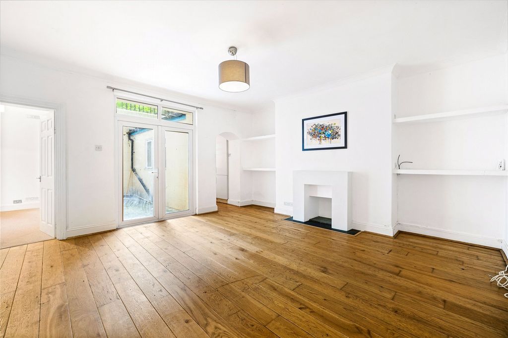 Property photo 2 of 16 Picture No. 07