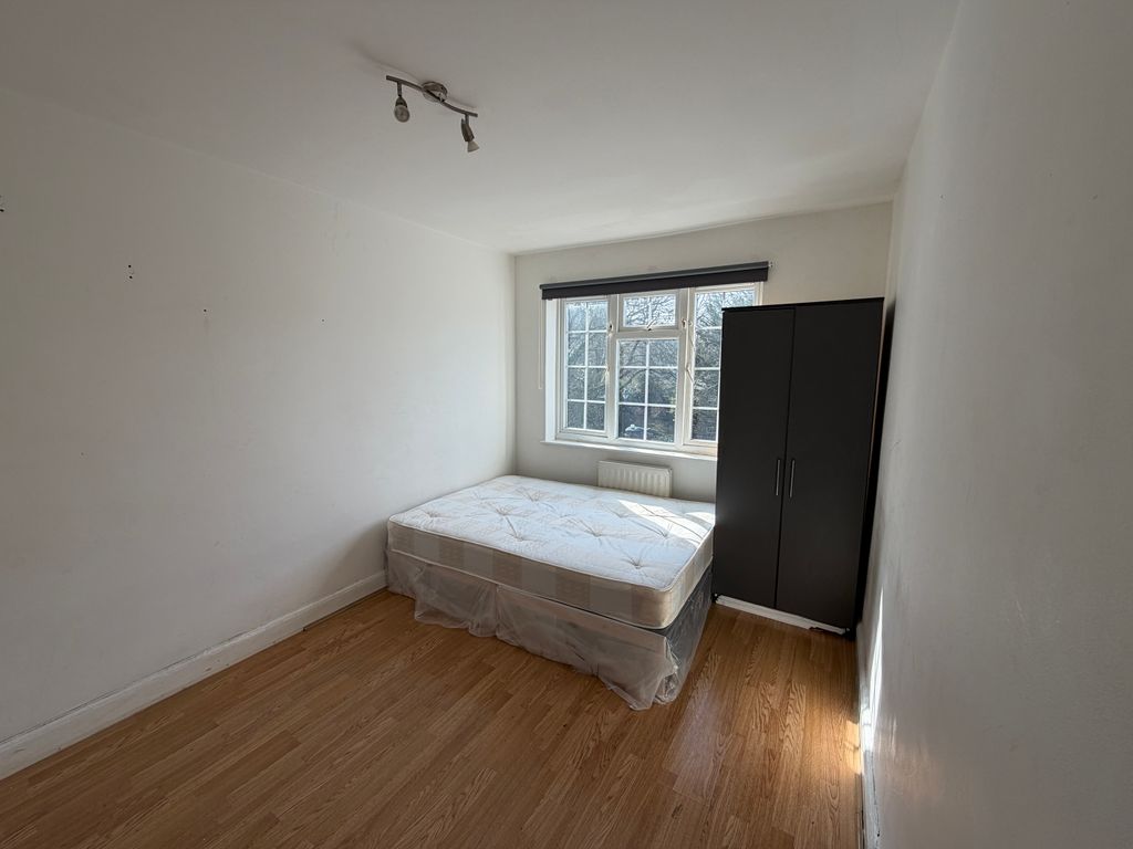 Property photo 1 of 11 Room One