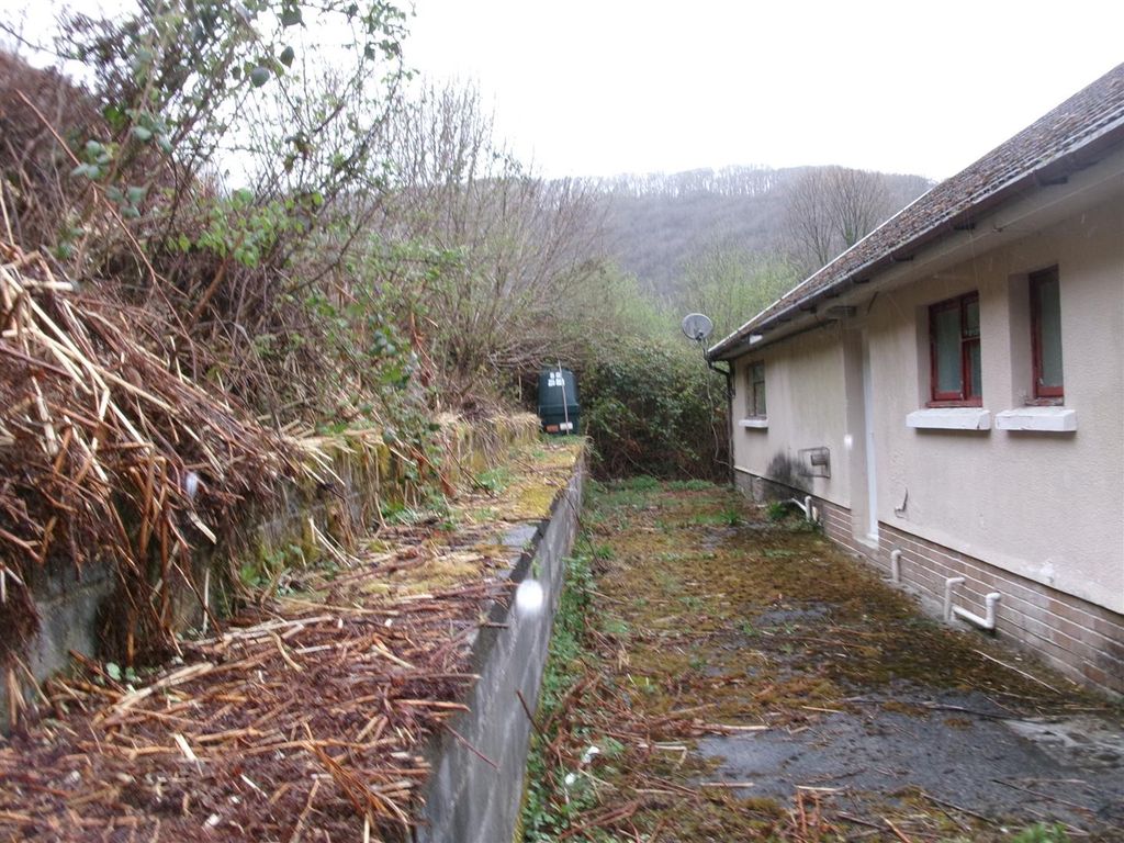 Property photo 3 of 3 101_5570.Jpg