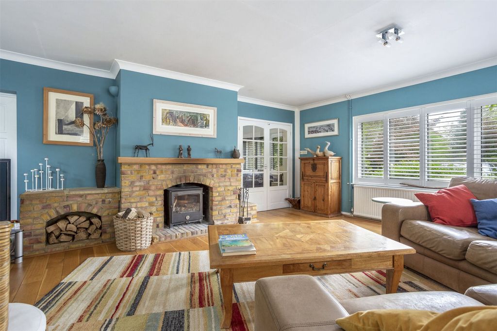 Property photo 2 of 26 Picture No. 35