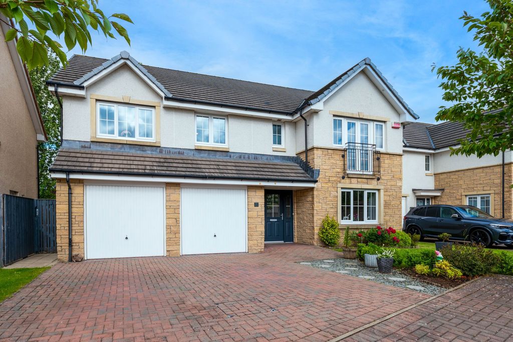 Property photo 1 of 37