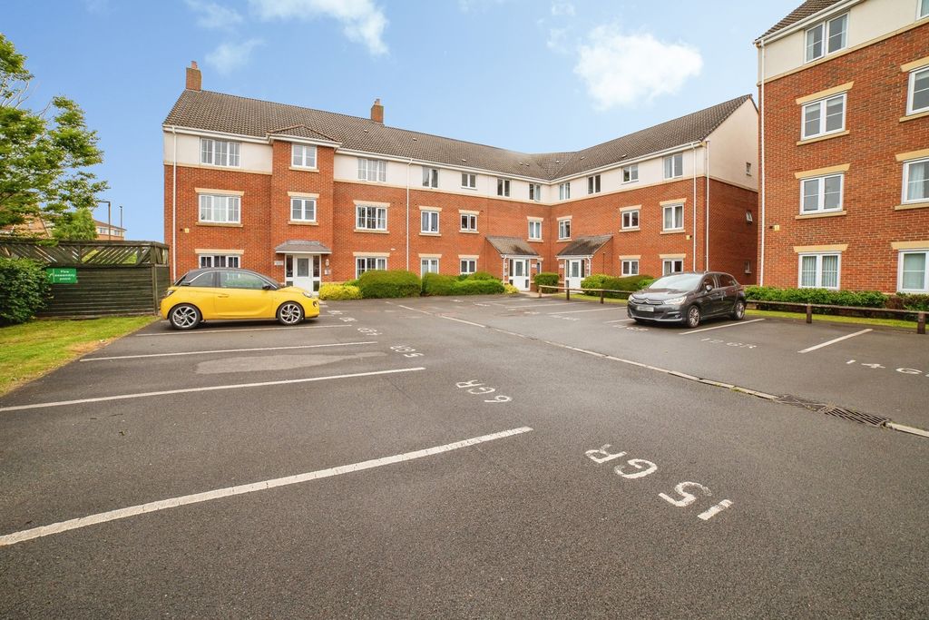 Property photo 2 of 16 Pbox-Img.Jpg