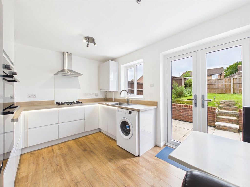 Property photo 2 of 11 Picture No. 06