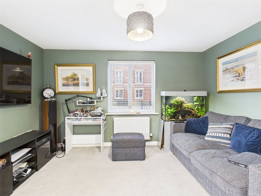 Property photo 2 of 12 Picture No. 21