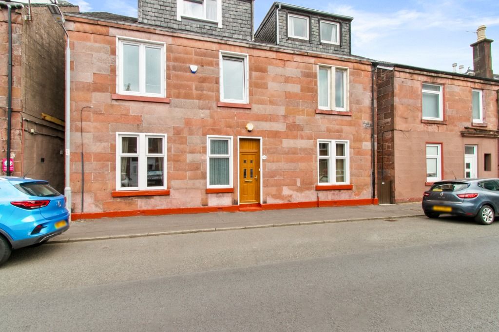 Property photo 3 of 32
