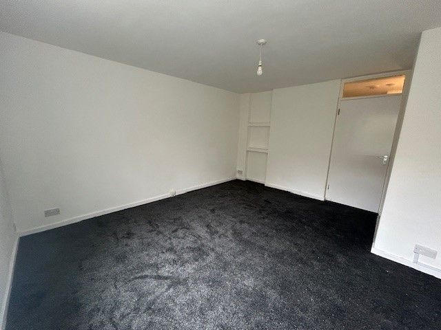 Property photo 3 of 14 Photo 14