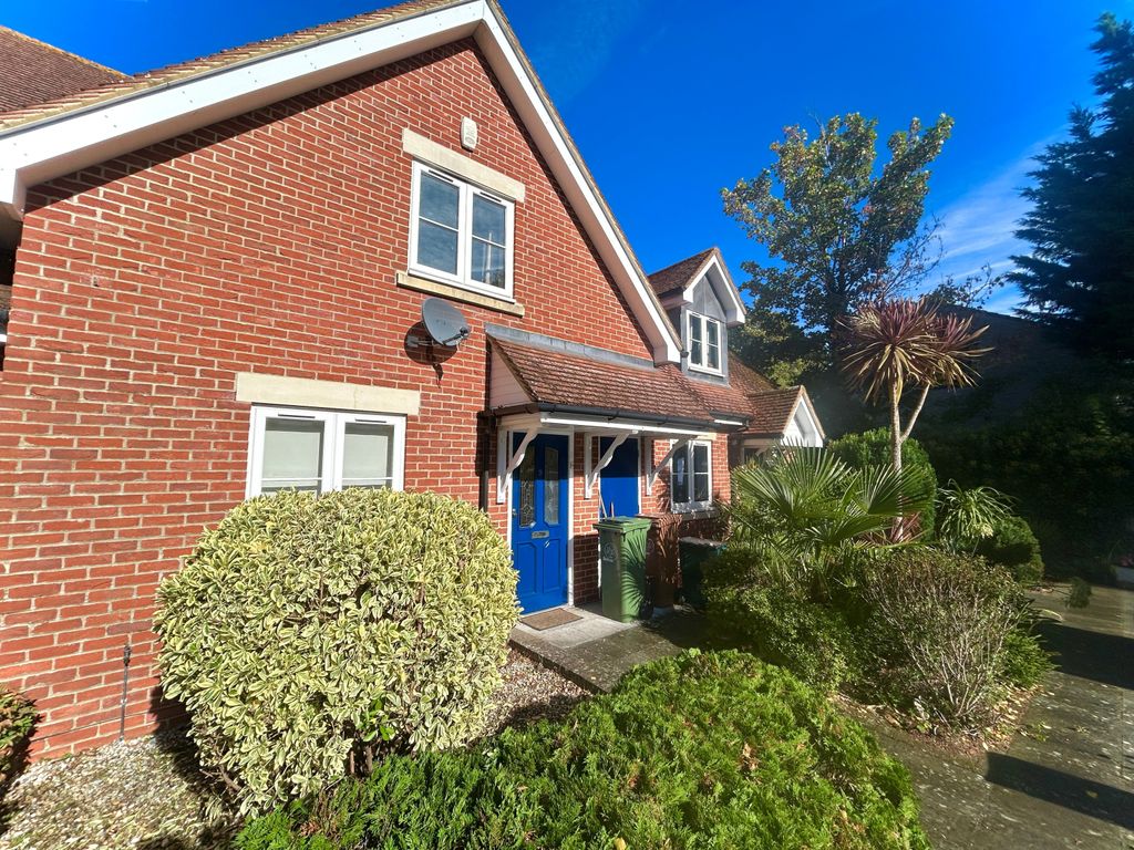 Property photo 1 of 16 3 Bedroom Terraced For Rent