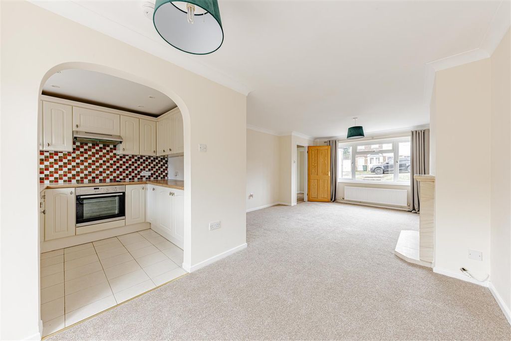 Property photo 3 of 19 L J Imaging-16.Jpg