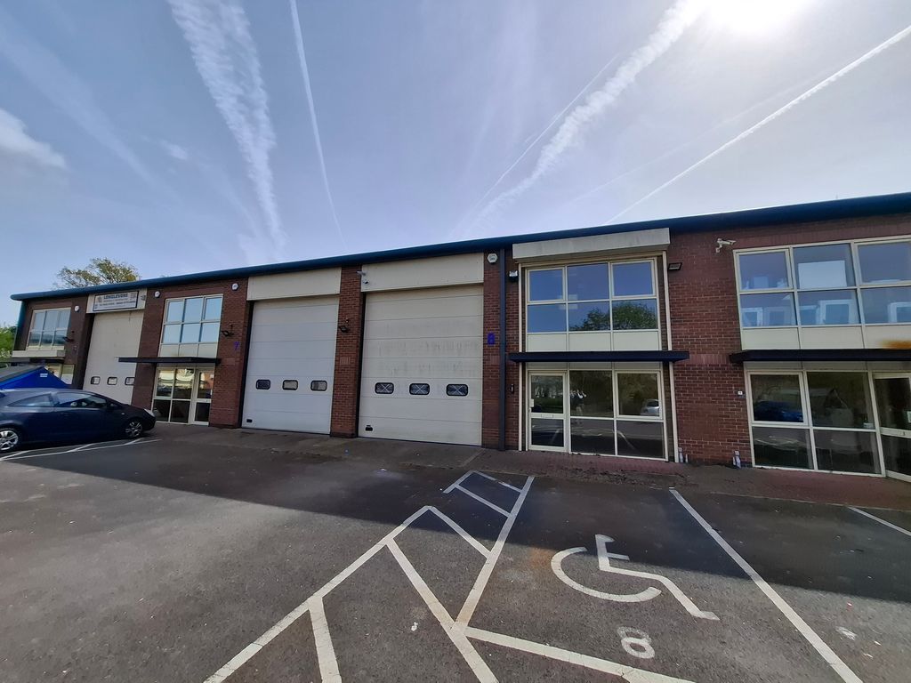 Property photo 1 of 3