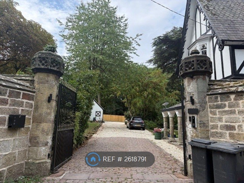 Property photo 2 of 24