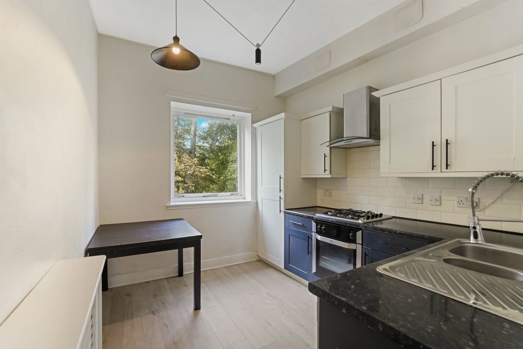 Property photo 3 of 13 Kitchen