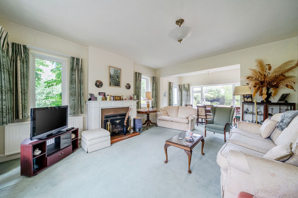 Property photo 2 of 37 65-6A7220E63208d-...