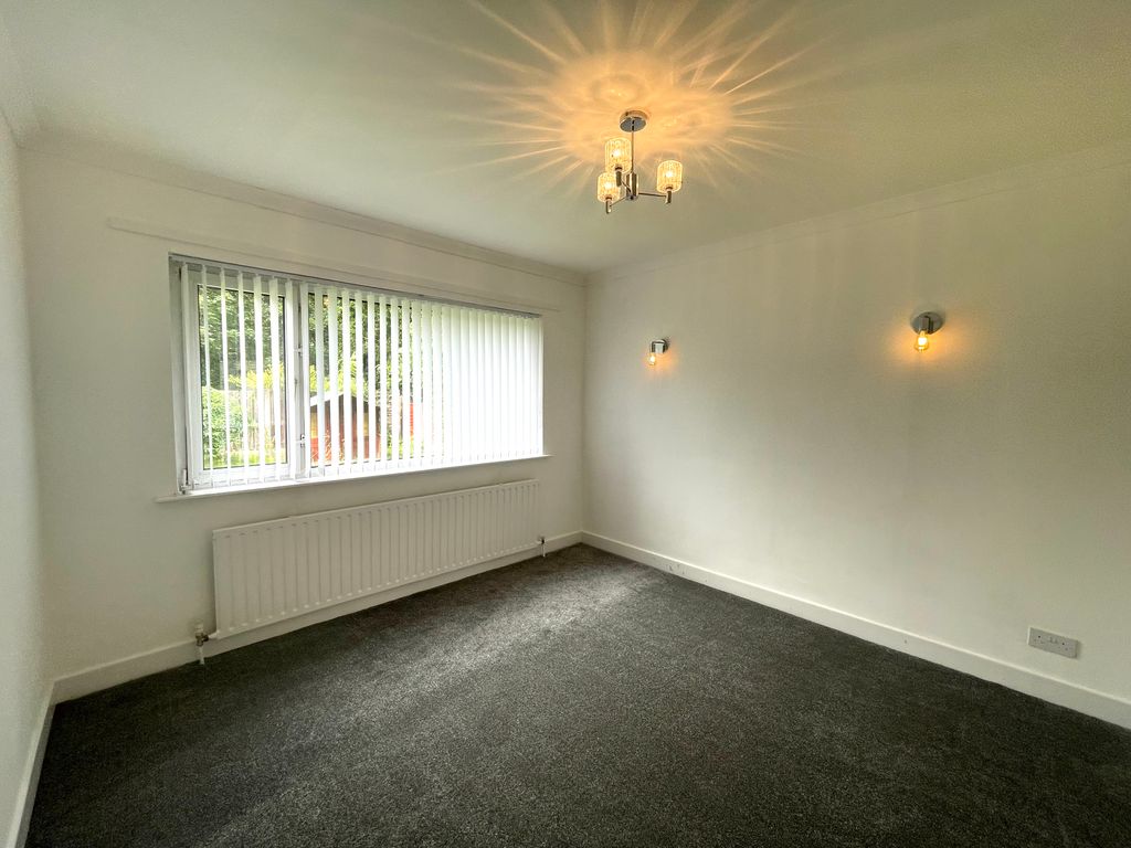 Property photo 3 of 18 Image
