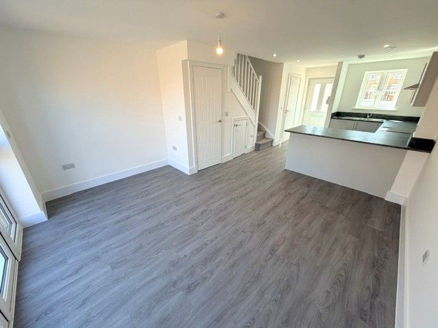 Property photo 3 of 7 Living Room
