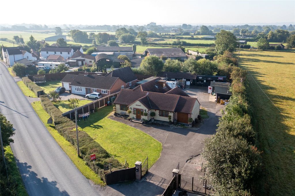 Property photo 1 of 29 Picture No. 27