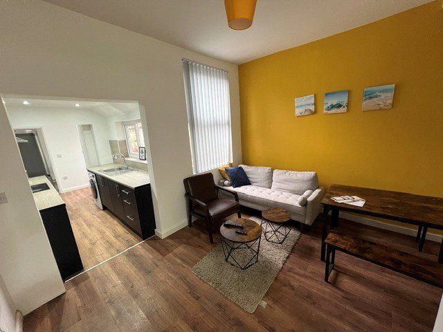 Property photo 2 of 13 Picture No. 16