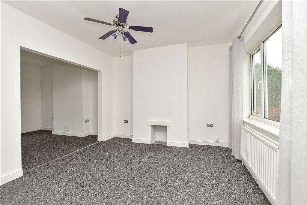 Property photo 2 of 9 Internal Feature