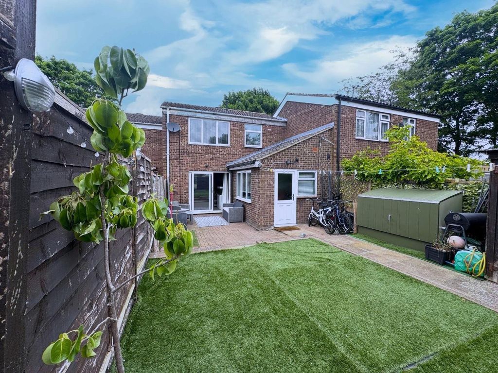 Property photo 2 of 20 Rear Garden
