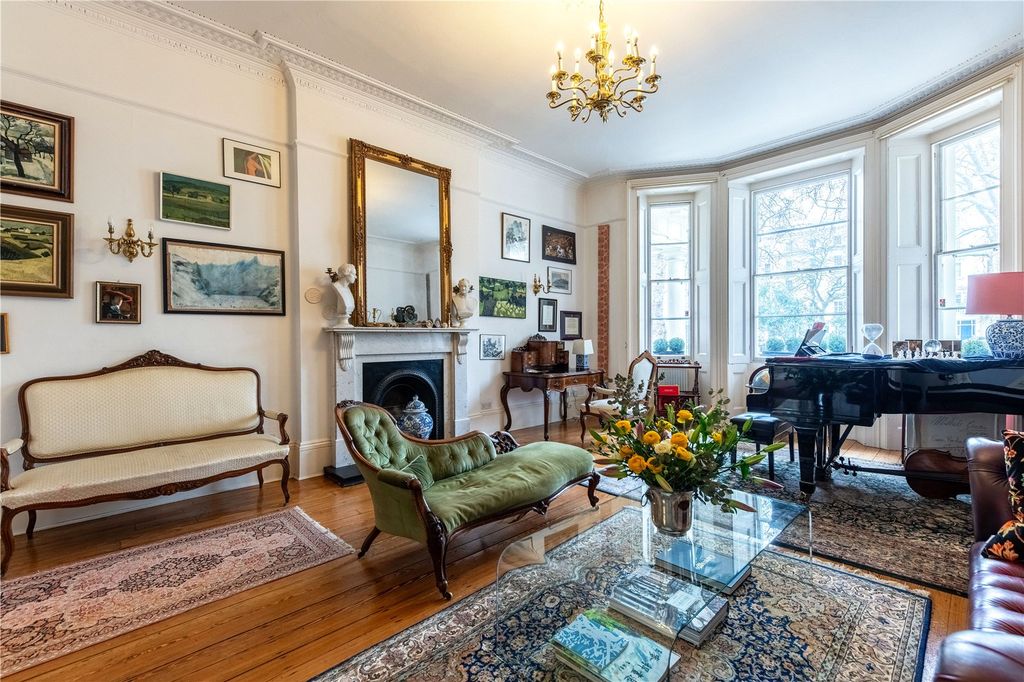 Property photo 2 of 18 Reception Room