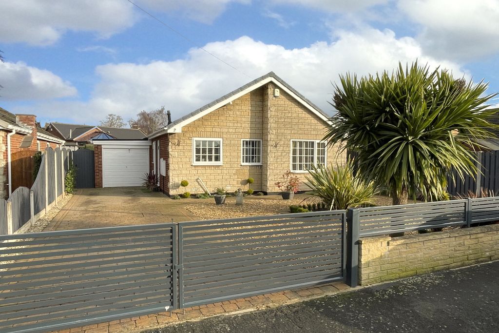Property photo 1 of 16 16