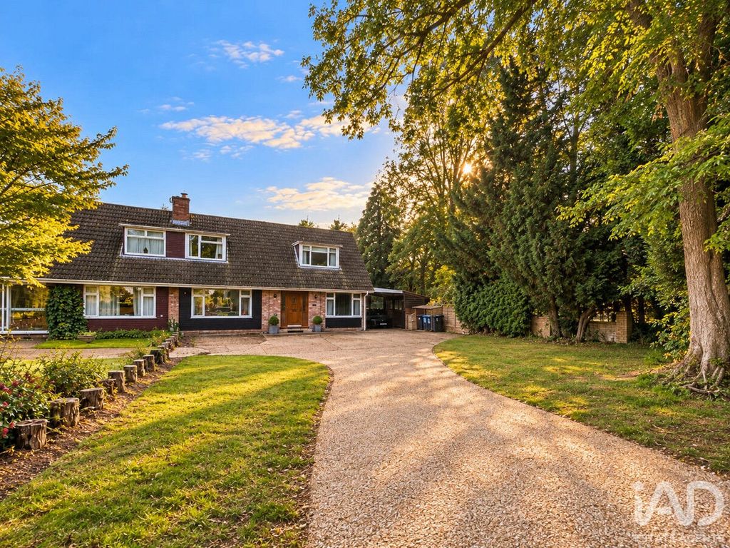 Property photo 1 of 44