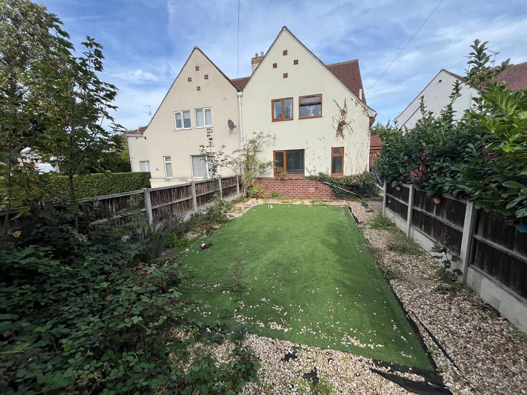 Property photo 1 of 16 Garden To Side.Jpg