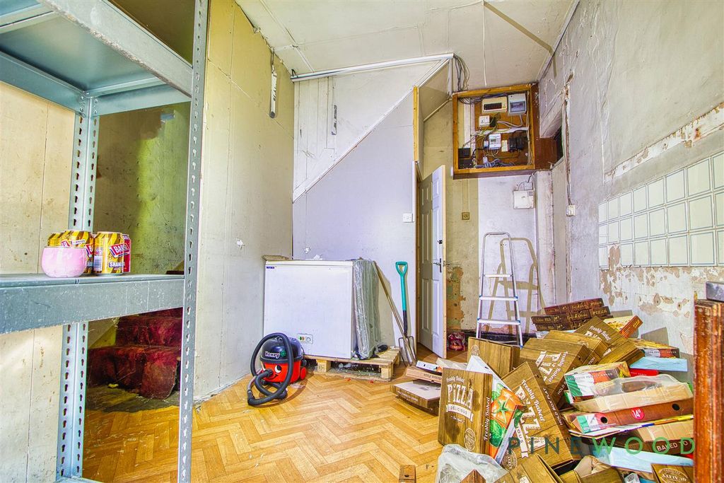 Property photo 3 of 6 Rear Store