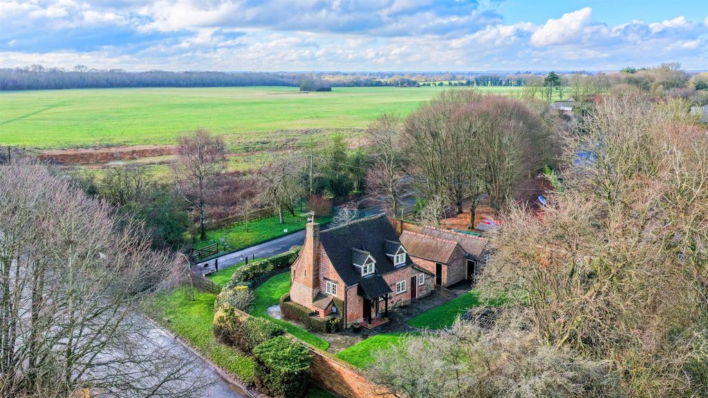 Property photo 1 of 22 White-Hart-Cottage-Drone-8.Jpg Colour.Jpg