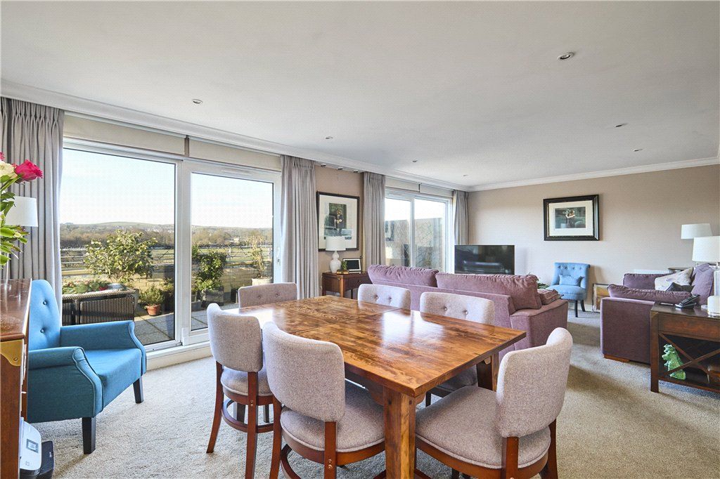 Property photo 2 of 12 Picture No. 14