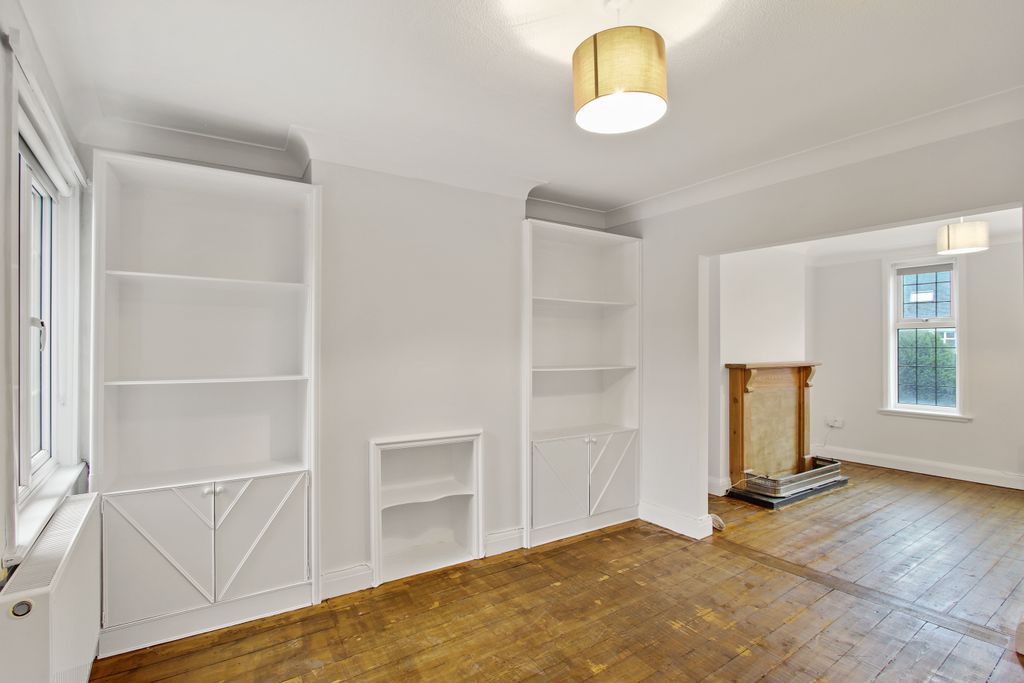 Property photo 1 of 10 1 Lounge Angle 1.Jpg
