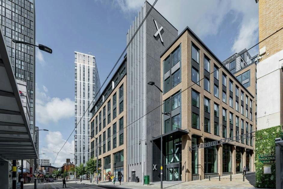 Property photo 1 of 12 1 10 Brindleyplace Birmingham  Main.Jpg