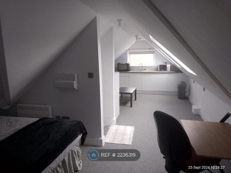 Property photo 3 of 8