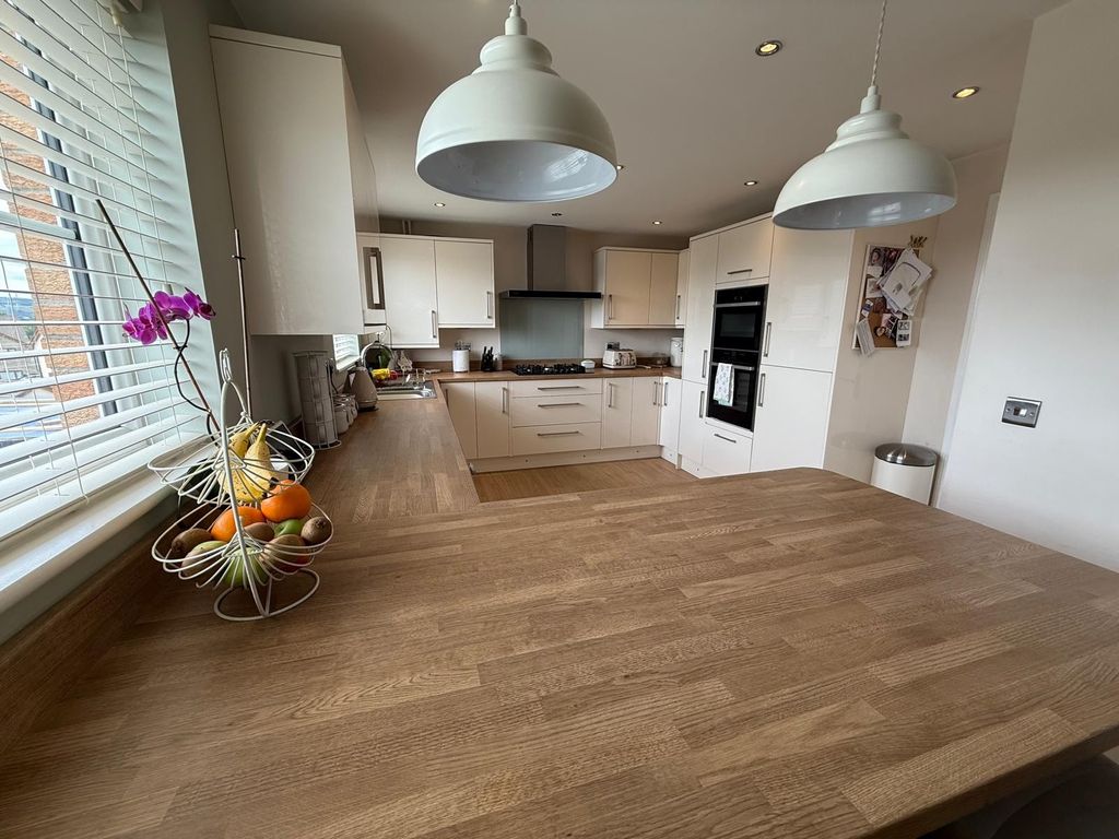 Property photo 3 of 26 Not Specified