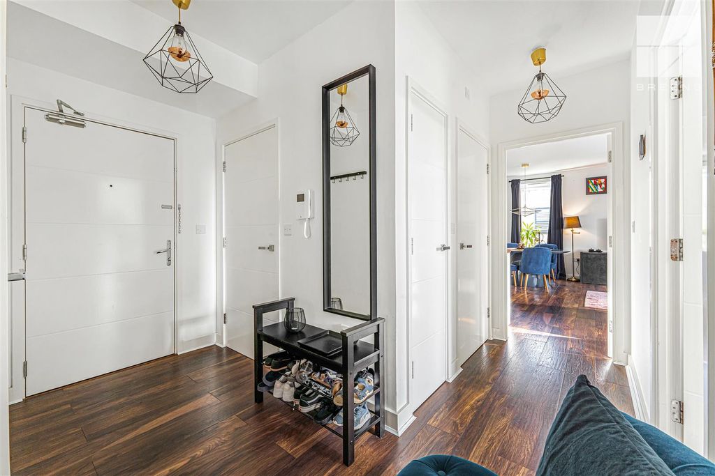 Property photo 2 of 18 18_75527_Watermarked.Jpg