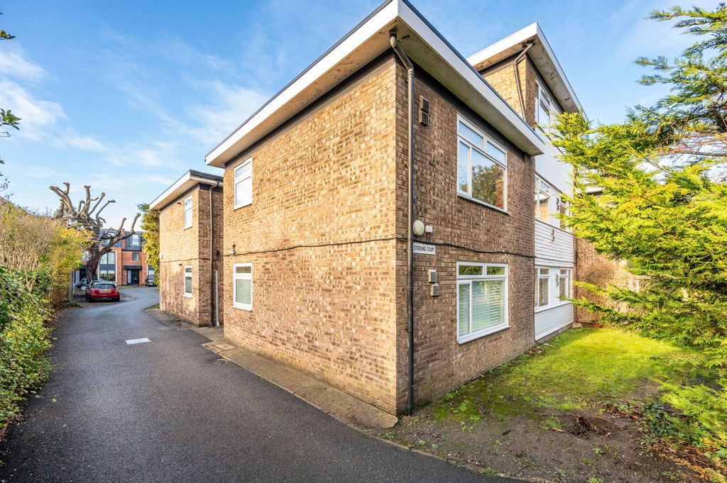 Property photo 1 of 9